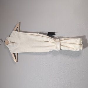 NWT Naadam off white sweater sleeveless tunic with‎ belt Small